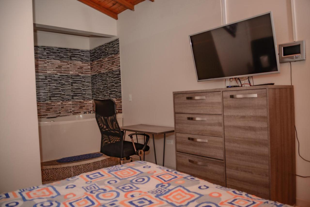 Poblado Brownstone Daire Medellín Dış mekan fotoğraf