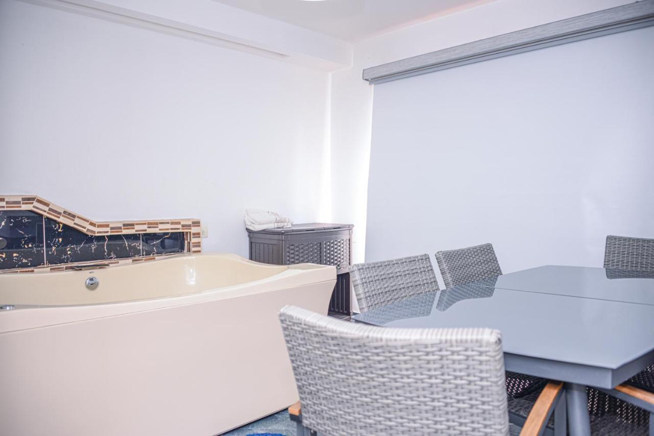 Poblado Brownstone Daire Medellín Dış mekan fotoğraf